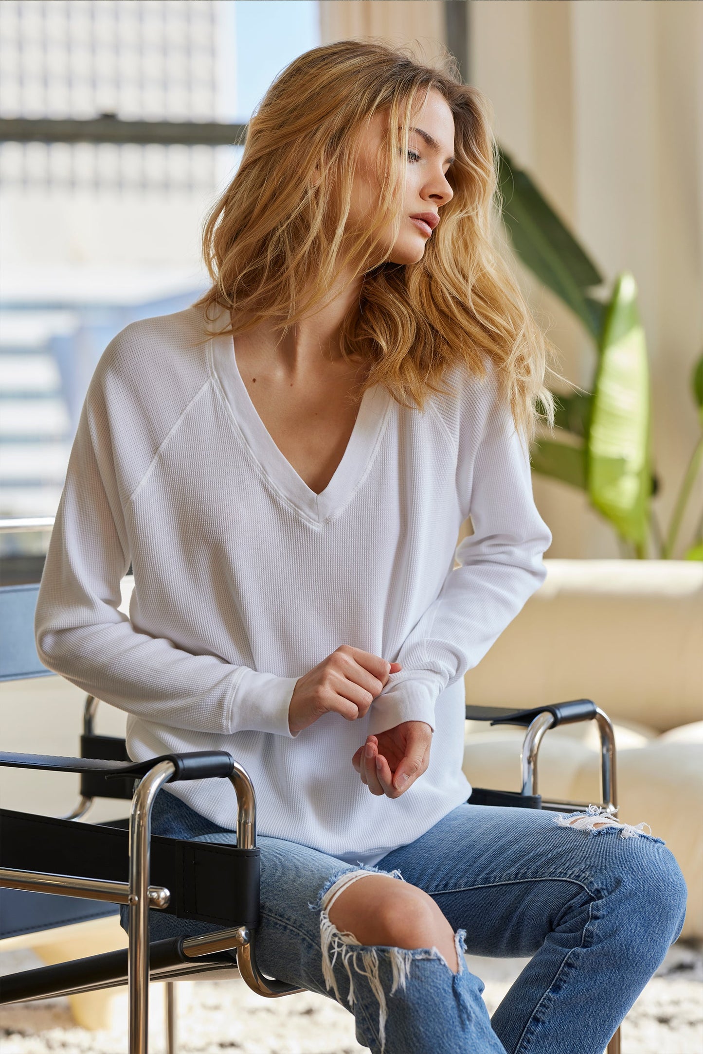 V-NECK BOYFRIEND LONG SLEEVE TOP