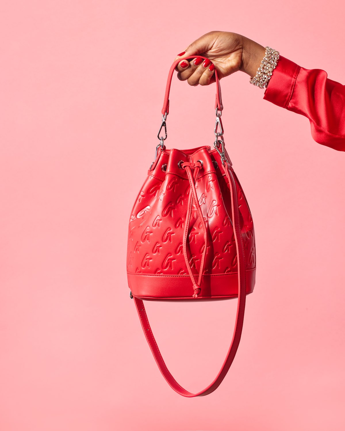 MONOGRAM MEDIUM BUCKET BAG MATTE RED