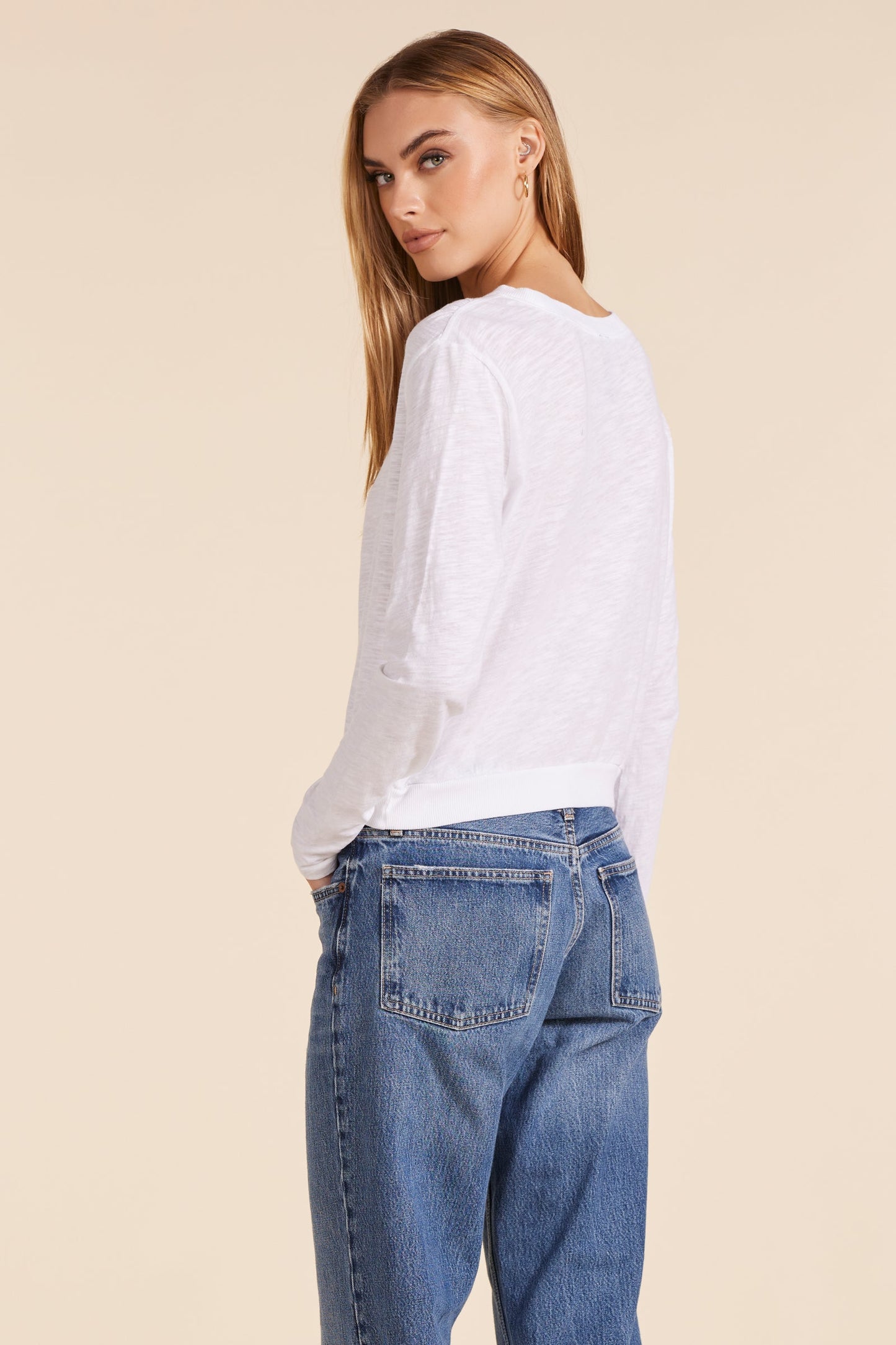 SHIRRED DETAIL BANDED CREWNECK TEE