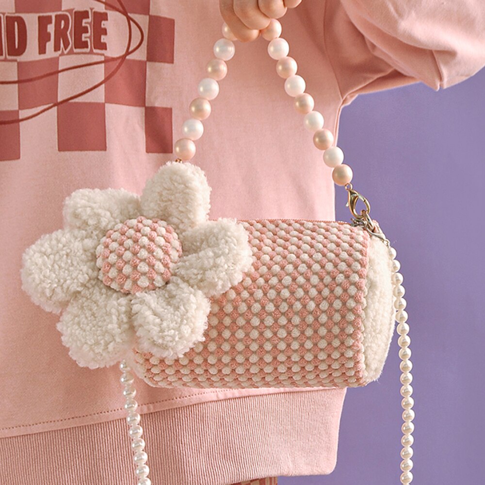 Winter Fur Plush Bucket Bag For Women Flower Design Flora Handbag Female Beading Crossbody Bag Ladies High Quality Lovely Purses